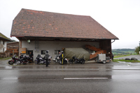 Unter dem Dach wars trocken